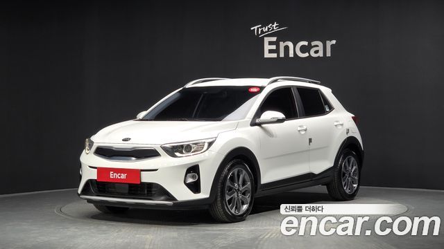 Kia Stonic из Кореи Encar