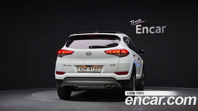 Hyundai Tucson Diesel 2.0 2WD Modern — пробег 112 305 км — фото 4 из 5