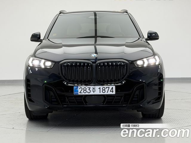 BMW X5 xDrive 40d M Sport Pro — пробег 7 409 км — фото 1 из 5