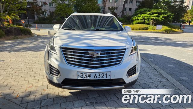 Cadillac XT5 3.6 Platinum — пробег 98 617 км — фото 1 из 5