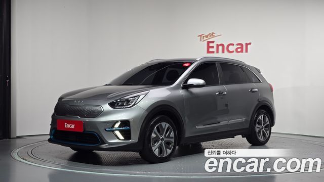 Kia Niro Noblesse — пробег 45 950 км — фото 1 из 5