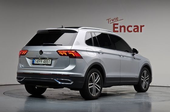 Volkswagen Tiguan 2.0 TDI Prestige — пробег 122 422 км — фото 2 из 5