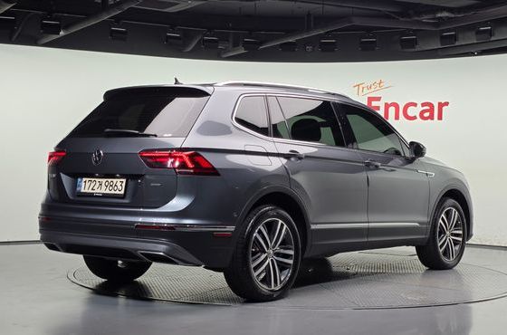 Volkswagen Tiguan 2.0 TDI Prestige — пробег 152 918 км — фото 2 из 5