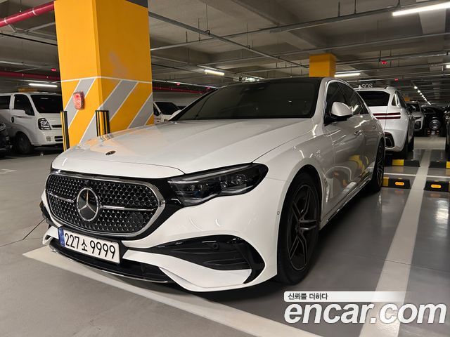 Mercedes-Benz E-Class E300 4MATIC AMG Line — пробег 23 000 км — фото 1 из 5