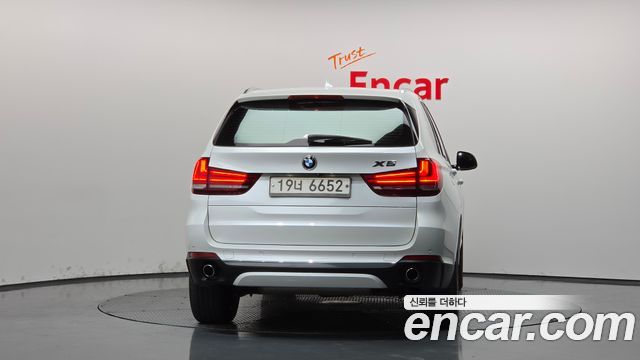 BMW X5 xDrive 30d — пробег 175 747 км — фото 4 из 5