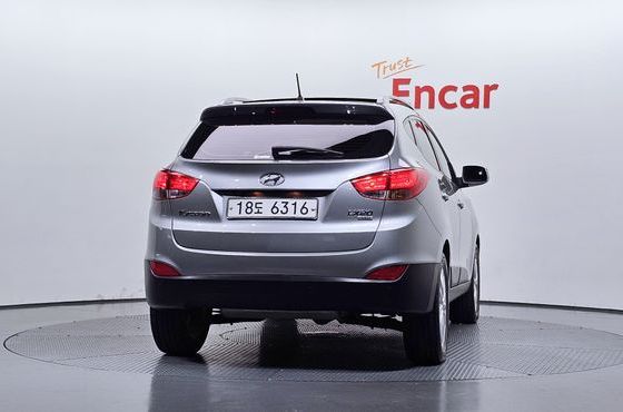 Hyundai Tucson Diesel 2WD LX20 Premier — пробег 123 636 км — фото 4 из 5