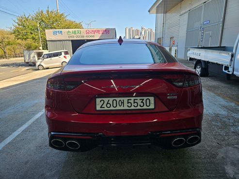 Kia Stinger 3.3 Turbo AWD GT — пробег 73 572 км — фото 4 из 5
