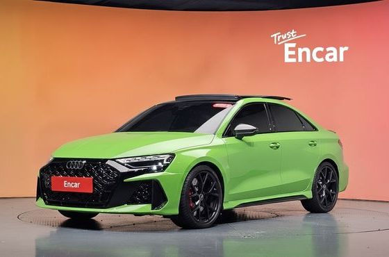 Audi RS3 2.5 TFSI Quattro Carbon Edition — пробег 1 013 км — фото 1 из 5