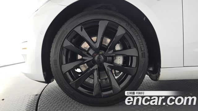 Tesla Model 3 RWD — пробег 40 857 км — фото 5 из 5