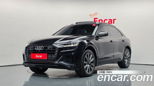 Audi Q8 55 TFSI Quattro Premium — пробег 96 444 км — фото 1 из 5