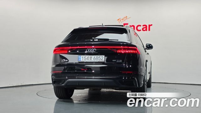 Audi Q8 55 TFSI Quattro Premium — пробег 96 444 км — фото 4 из 5