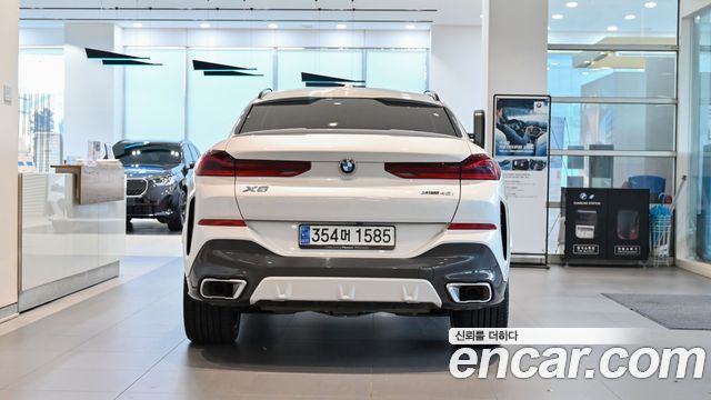 BMW X6 xDrive40i M Sport — пробег 33 569 км — фото 3 из 5