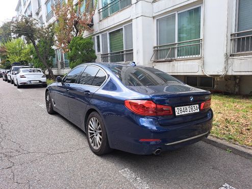 BMW 5-Series 520i Luxury — пробег 57 968 км — фото 4 из 5
