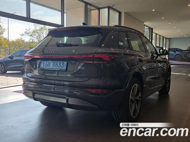 Audi Q6 e-tron S Line — пробег 655 км — фото 2 из 5