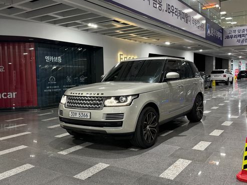 Land Rover Range Rover 5.0 SC Vogue SE — пробег 273 088 км — фото 1 из 5