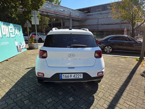 Hyundai Venue 1,6 Premium — пробег 28 105 км — фото 4 из 5