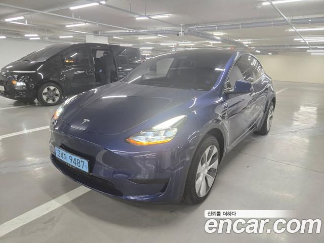 Tesla Model Y RWD — пробег 42 783 км — фото 1 из 5