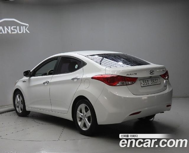 Hyundai AVANTE M16 GDI Blue Saver — пробег 186 038 км — фото 3 из 5