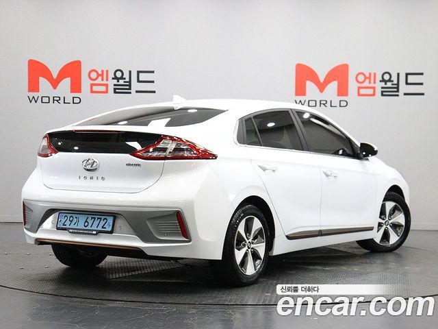 Hyundai Ioniq из Кореи Encar