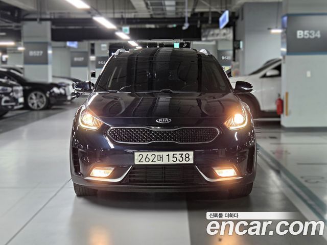 Kia Niro Luxury — пробег 148 660 км — фото 3 из 5