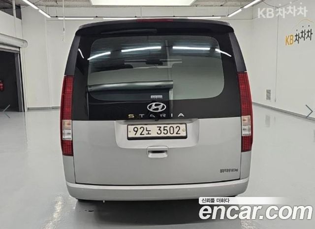 Hyundai Staria из Кореи Encar
