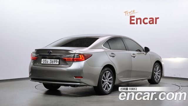 Lexus ES из Кореи Encar