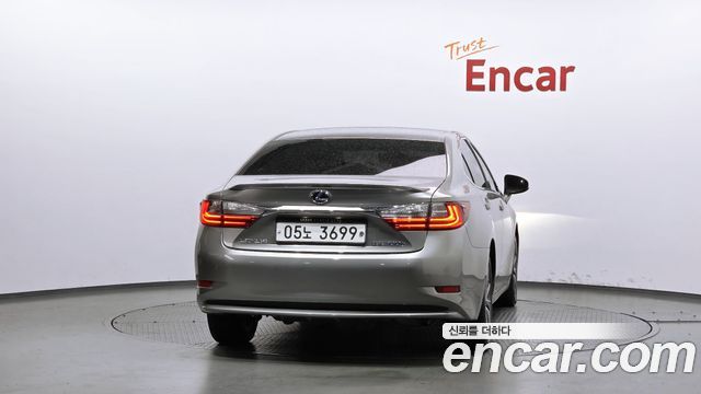 Lexus ES из Кореи Encar