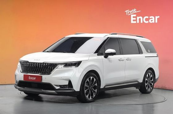 Kia Carnival Diesel 9-Seater Signature — пробег 19 144 км — фото 1 из 5