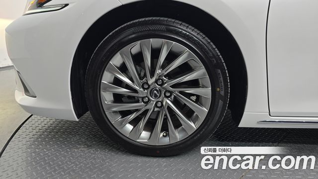 Lexus ES из Кореи Encar