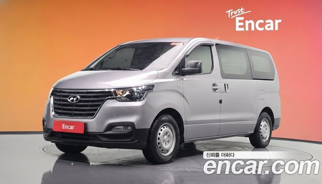 Hyundai Starex Van 3-Seater Style — пробег 172 617 км — фото 1 из 5