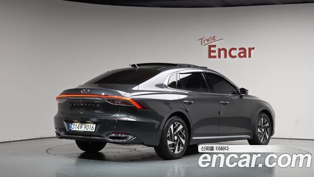 Hyundai Grandeur из Кореи Encar