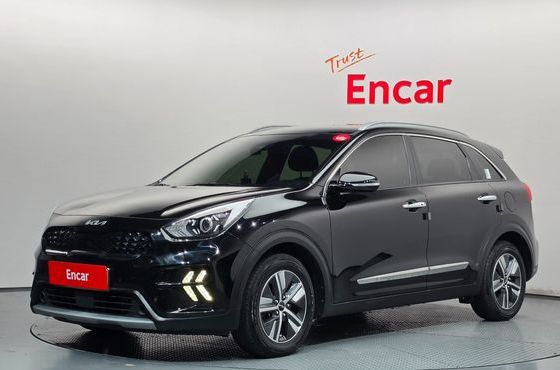 Kia Niro 1.6 HEV Noblesse — пробег 130 728 км — фото 1 из 5