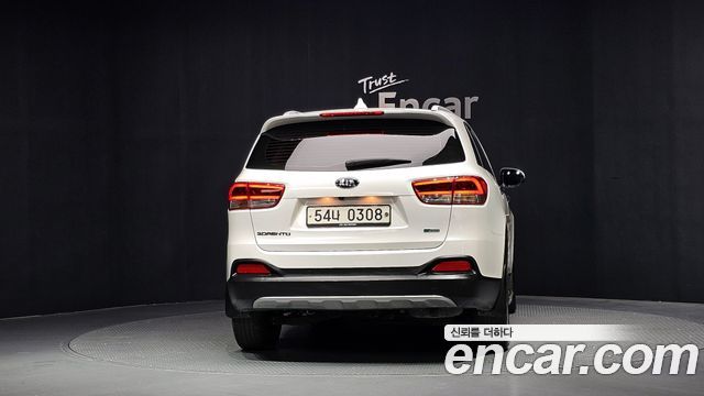 Kia Sorento Diesel 2.0 2WD Noblesse — пробег 127 978 км — фото 4 из 5