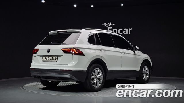 Volkswagen Tiguan из Кореи Encar