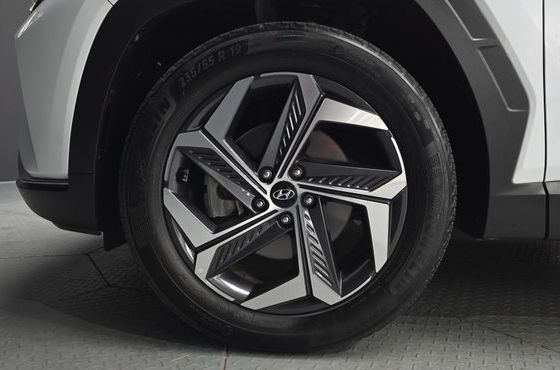 Hyundai Tucson Gasoline 1.6 Turbo 2WD Inspiration — пробег 50 264 км — фото 5 из 5
