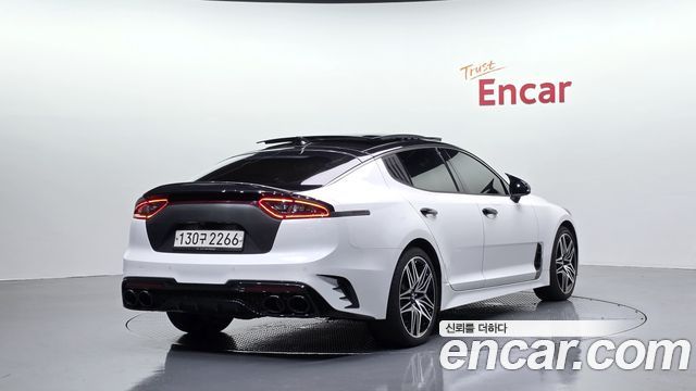 Kia Stinger из Кореи Encar