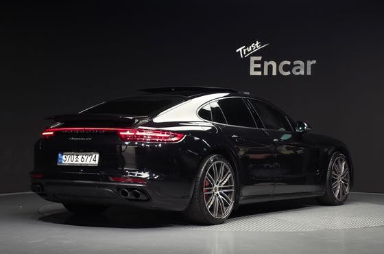 Porsche Panamera 3.0 AWD — пробег 131 730 км — фото 2 из 5