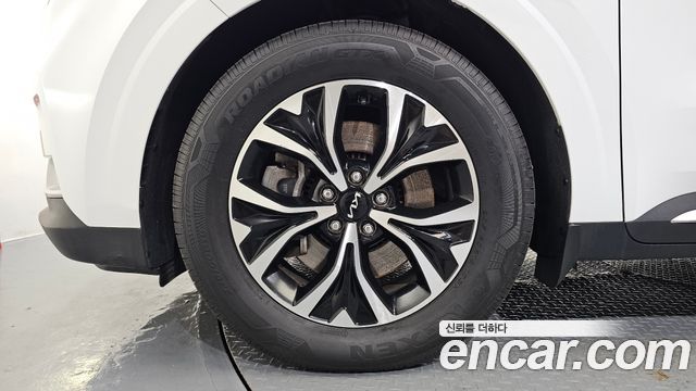 Kia Carnival Gasoline 11-Seater Noblesse — пробег 114 750 км — фото 5 из 5