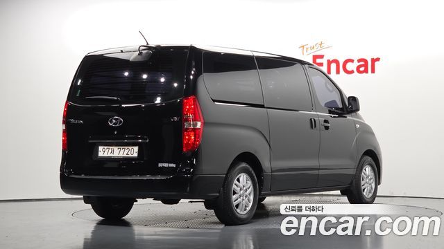 Hyundai Starex 3-Seater VAN Smart — пробег 194 936 км — фото 2 из 5