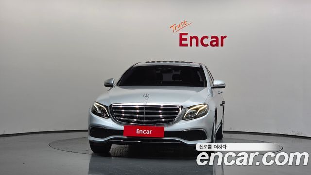 Mercedes-Benz E-Class из Кореи Encar