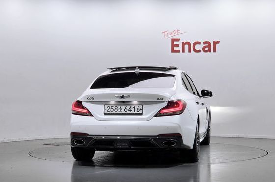 Genesis G70 2.0T Sport Package — пробег 78 502 км — фото 4 из 5