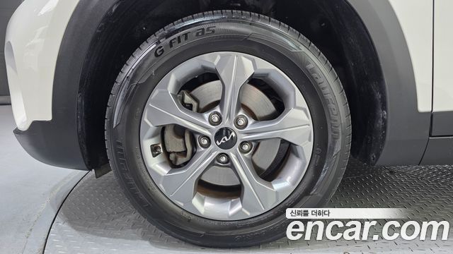 Kia Seltos из Кореи Encar