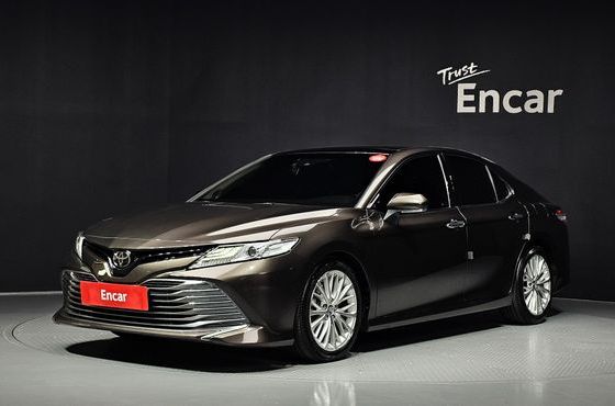 Toyota Camry 2.5 — пробег 53 106 км — фото 1 из 5