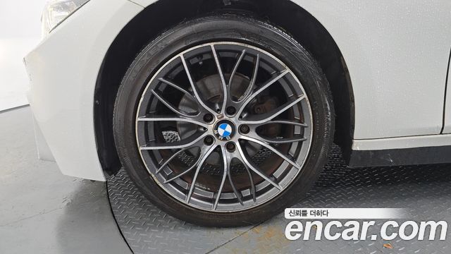 BMW 3-Series из Кореи Encar
