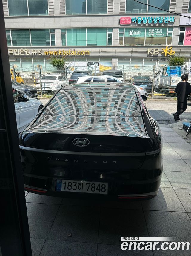 Hyundai Grandeur 2.5 Gasoline  2WD Exclusive — пробег 1 000 км — фото 3 из 5