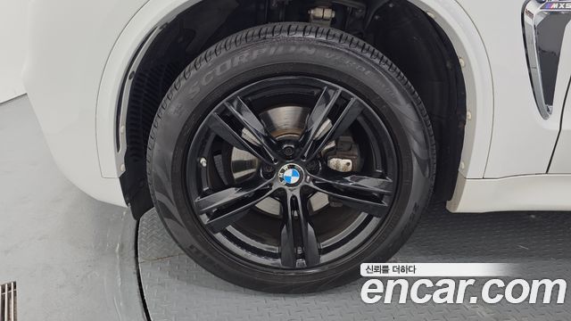 BMW X5 xDrive 30d M Sport package — пробег 122 027 км — фото 5 из 5