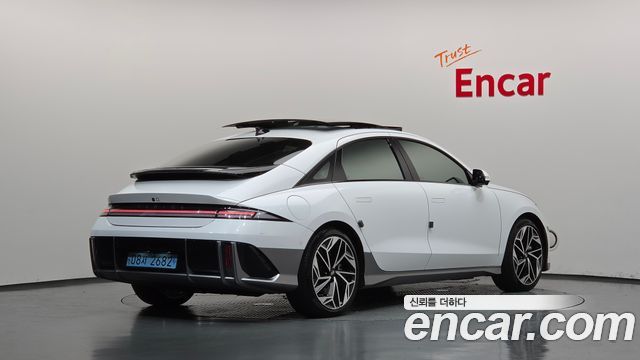 Hyundai Ioniq6 Long Range AWD Prestige — пробег 72 370 км — фото 2 из 5