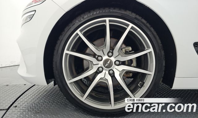 Genesis G70 из Кореи Encar