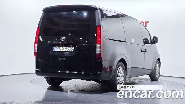Hyundai Staria L3.5 Tourer 11-Seater Modern — пробег 41 255 км — фото 2 из 5
