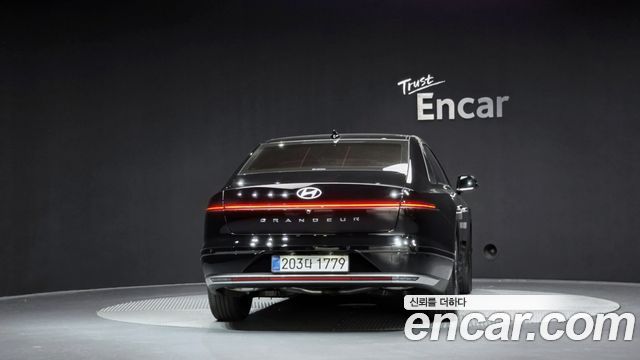 Hyundai Grandeur из Кореи Encar